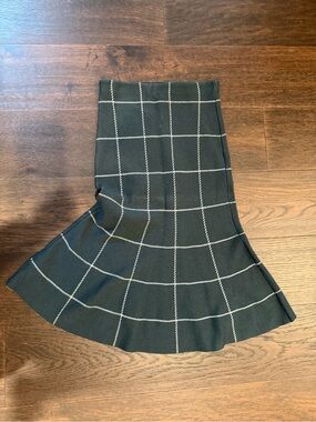 Ann Taylor Black Midi Skirt with White Windowpane